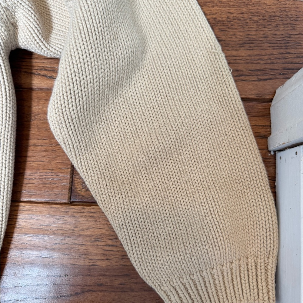 Cozy Cream Turtleneck Vintage Sweater - Picture 8 of 9
